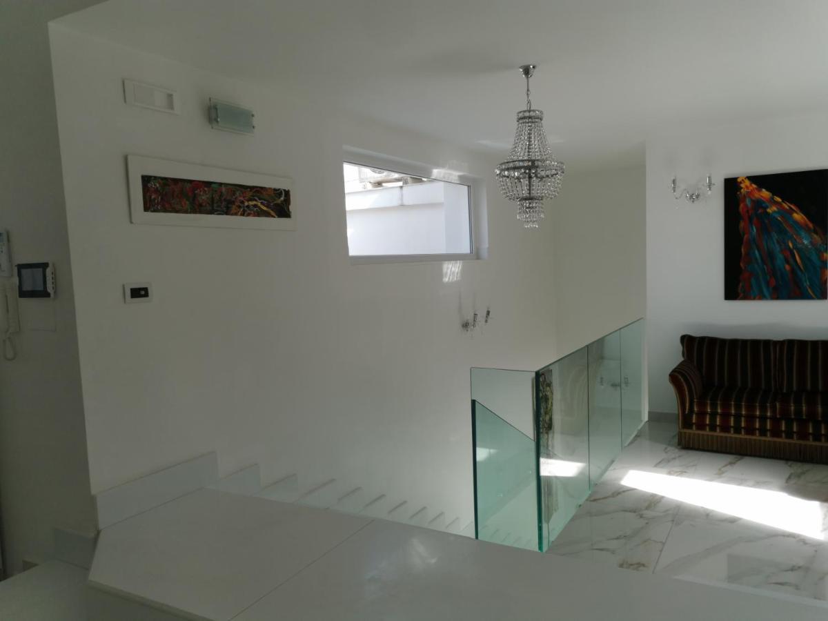 Royal Boutique Naples